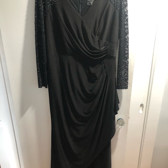 Alex evening long dress gorgeous never worn - Picture 2 of 5
